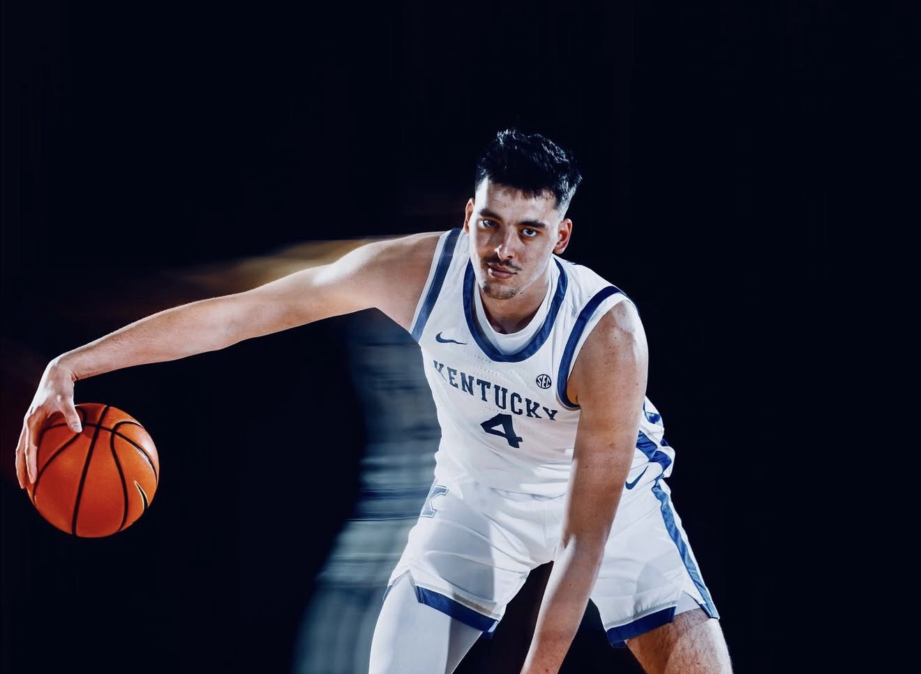 Andrija Jelavić Receives Eligibility at UK