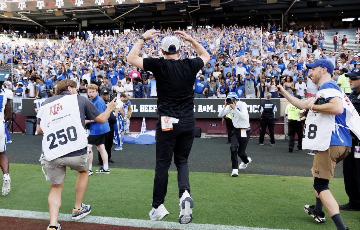 Kentucky Inches Closer To Being Ranked After Win At Texas A&M